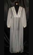 Nightgowns / Robes / Peignoirs