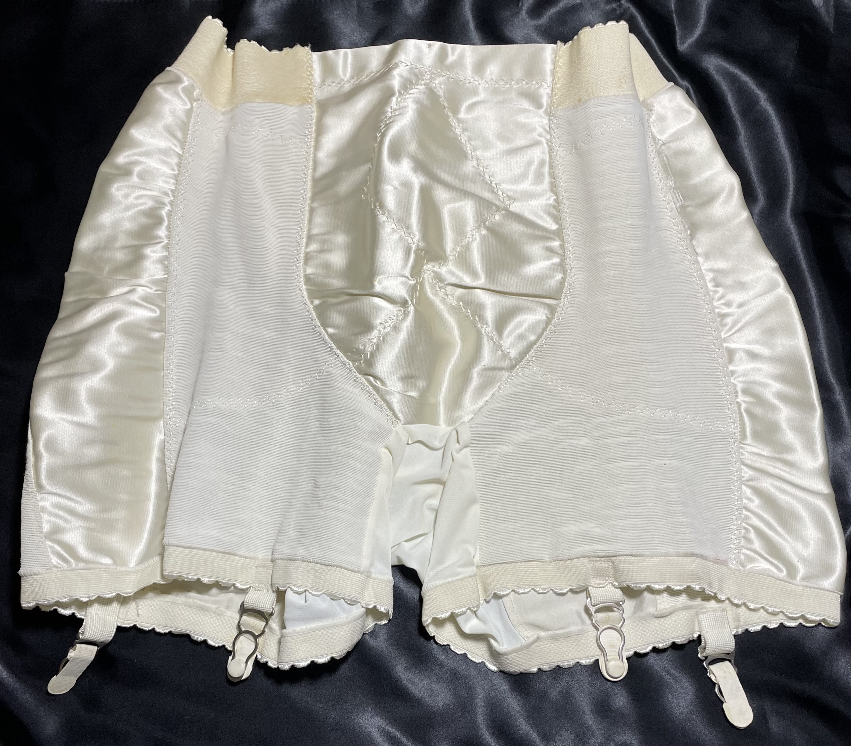 Old Store Stock Vintage 1940 S Lewella Hipaway Hi Waisted Satin