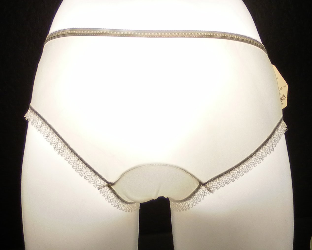 Rare Find! Vintage 1960's Darling White Collins & Aikman