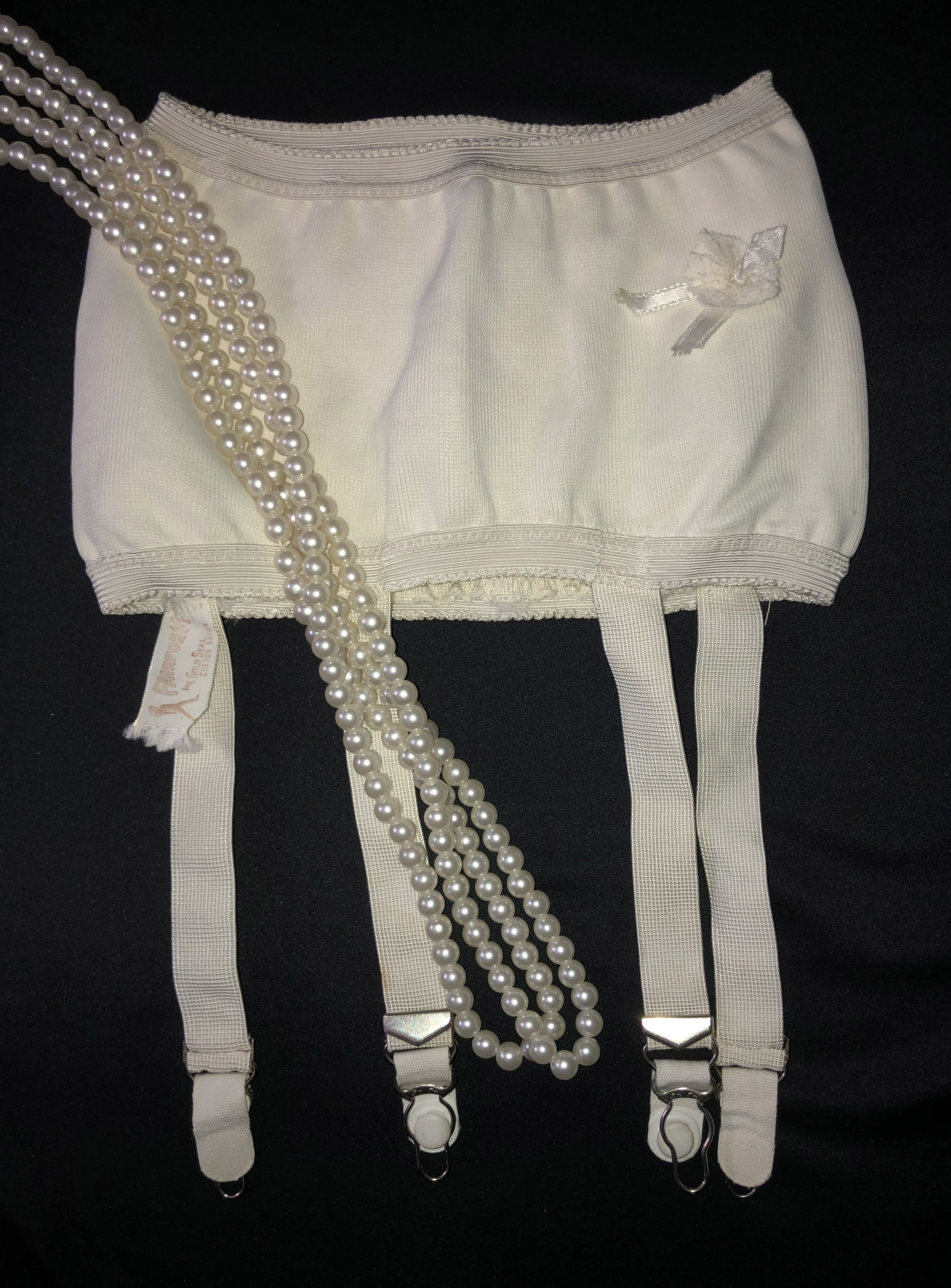 Vintage 1950's Fairform Petite Girdle Garter Belt w/ 4 Garters S Pink