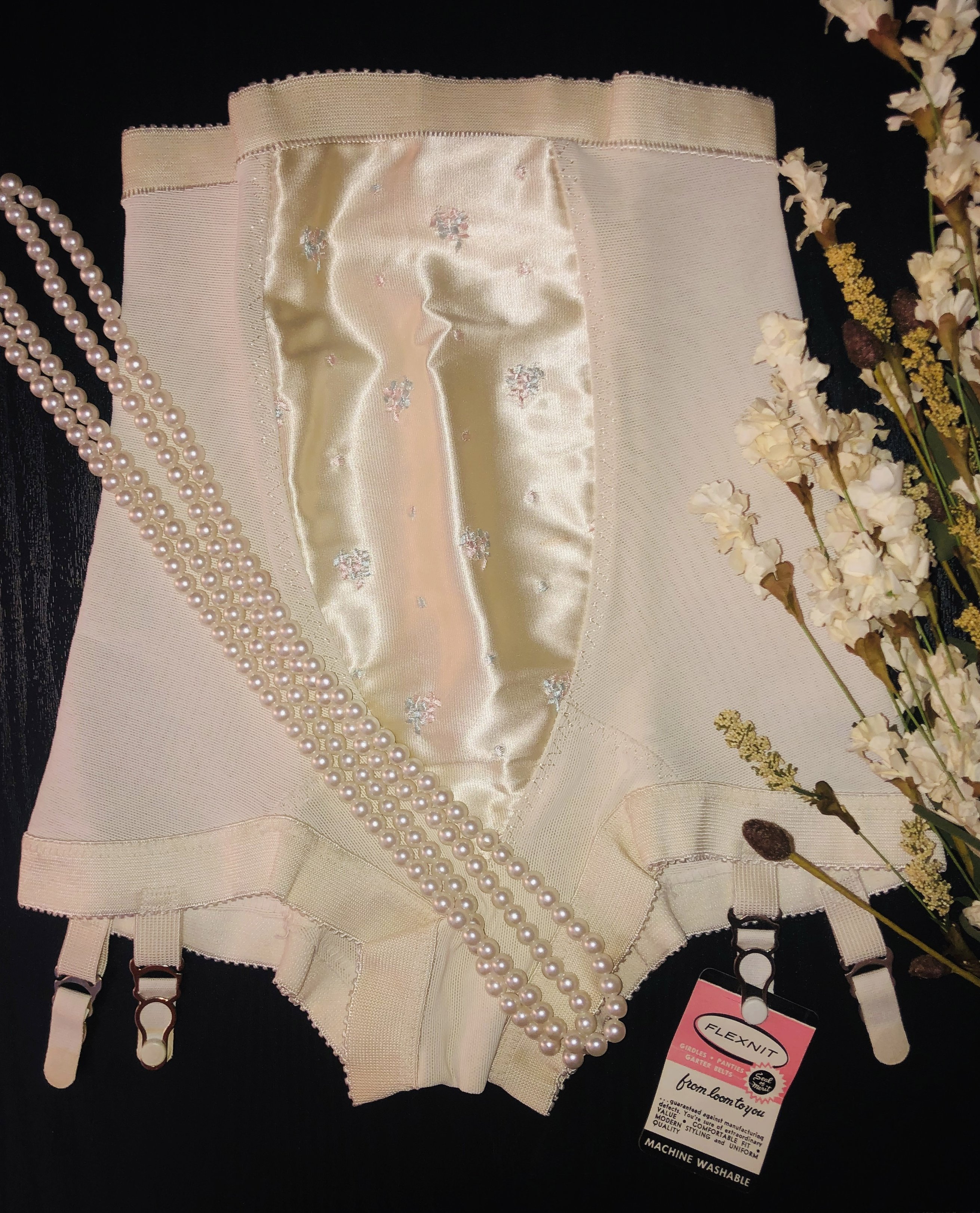 Outstanding Dead Stock Vintage 1950s Flexnit Satin Tummy Power Girdle Panties W Garters S 